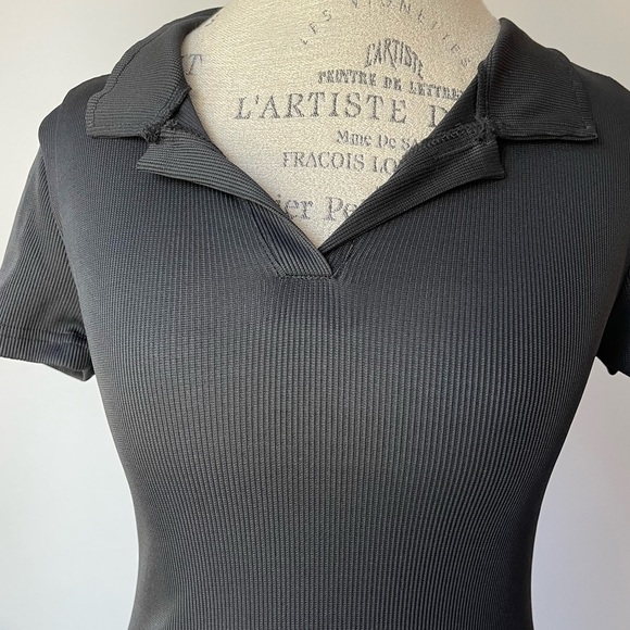 3/22 🧡 Shortsleeve black polo neck mini dress - Picture 3 of 6